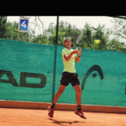 Емил Маринов