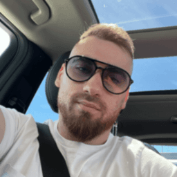 Милен Каварджиев